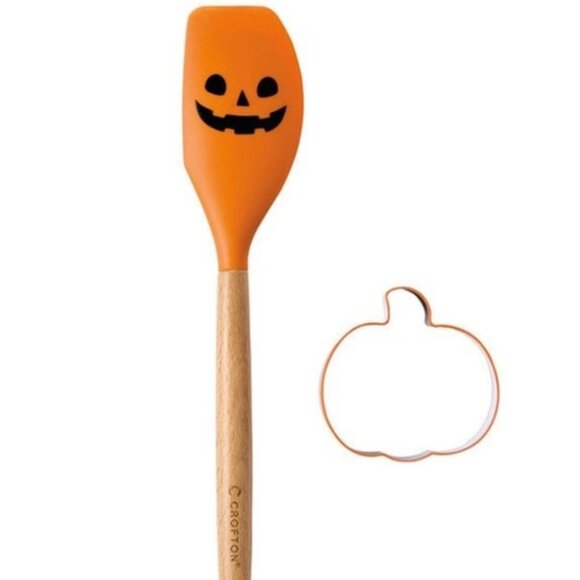 Crofton Halloween Spatula & Cookie Cutter Set NWT - Picture 1 of 3
